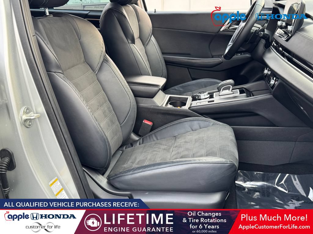 Used 2022 Mitsubishi Outlander SE AWD/4WD image 22