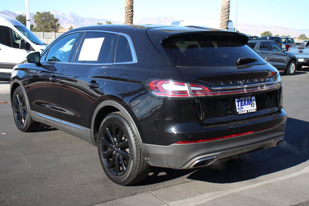 Used 2023 Lincoln Nautilus Reserve w/ Monochromatic Package image 4