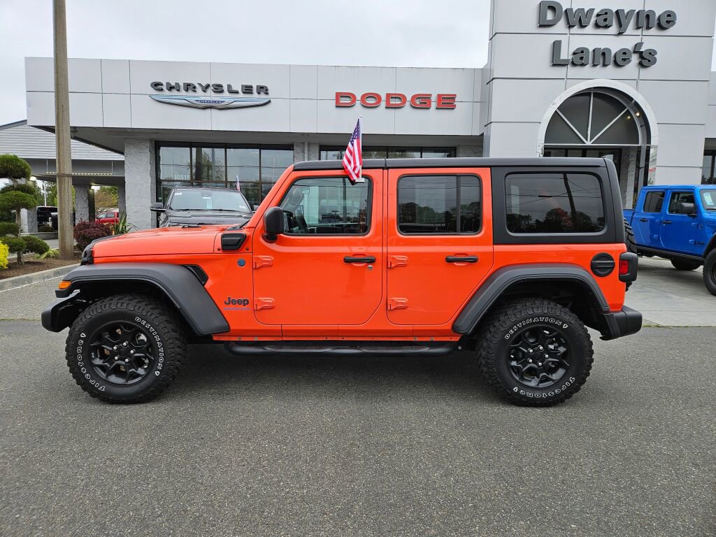 Used 2023 Jeep Wrangler Unlimited AWD/4WD image 2