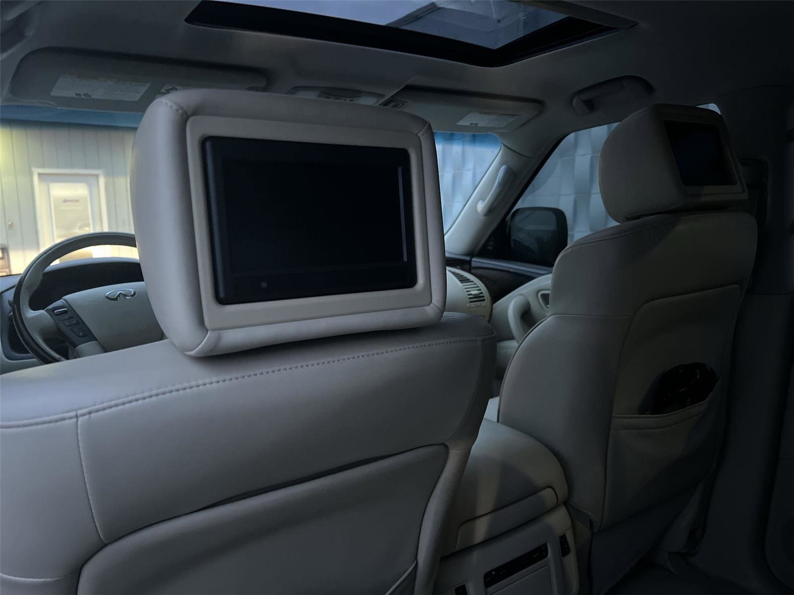 Used 2012 INFINITI QX56 4WD image 26