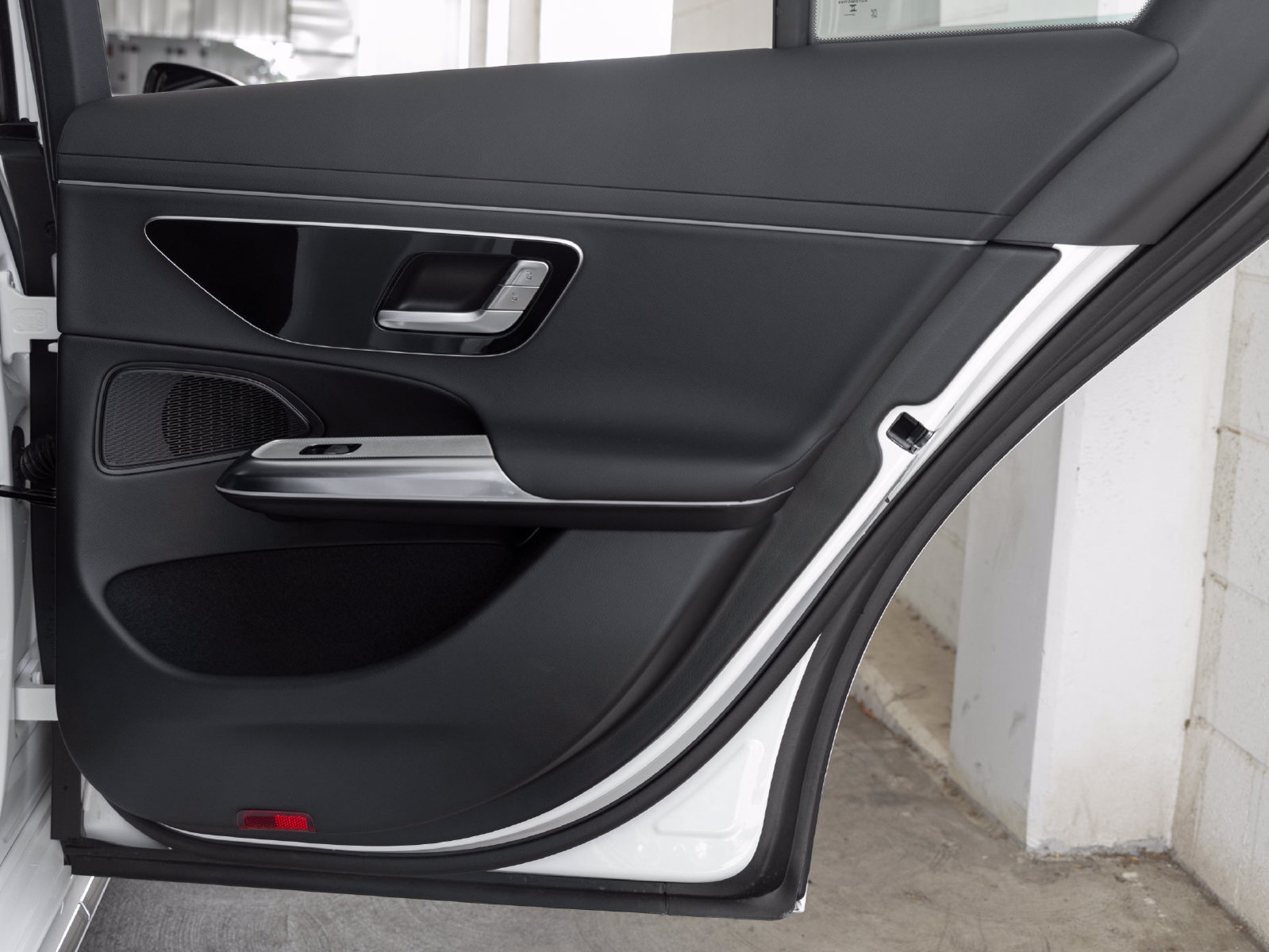 Certified 2026 Mercedes-Benz E 350 4MATIC Sedan image 24