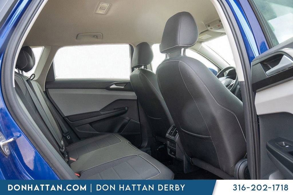 Used 2023 Volkswagen Taos SE AWD/4WD image 21