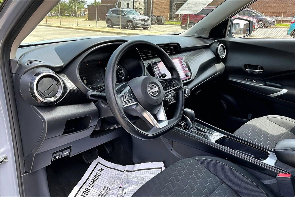 Used 2023 Nissan Kicks SV FWD image 13