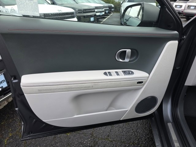 Certified 2023 Hyundai Ioniq 5 Limited w/ Cargo Package image 8