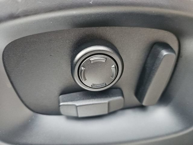 Used 2016 Land Rover Range Rover AWD/4WD image 16