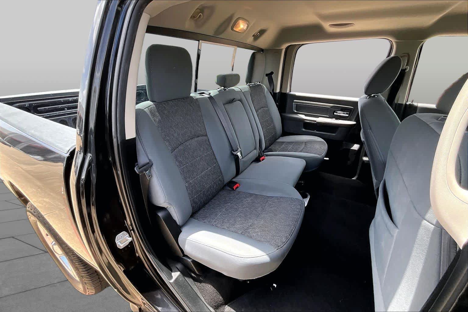 Used 2016 RAM 1500 Lone Star RWD image 19