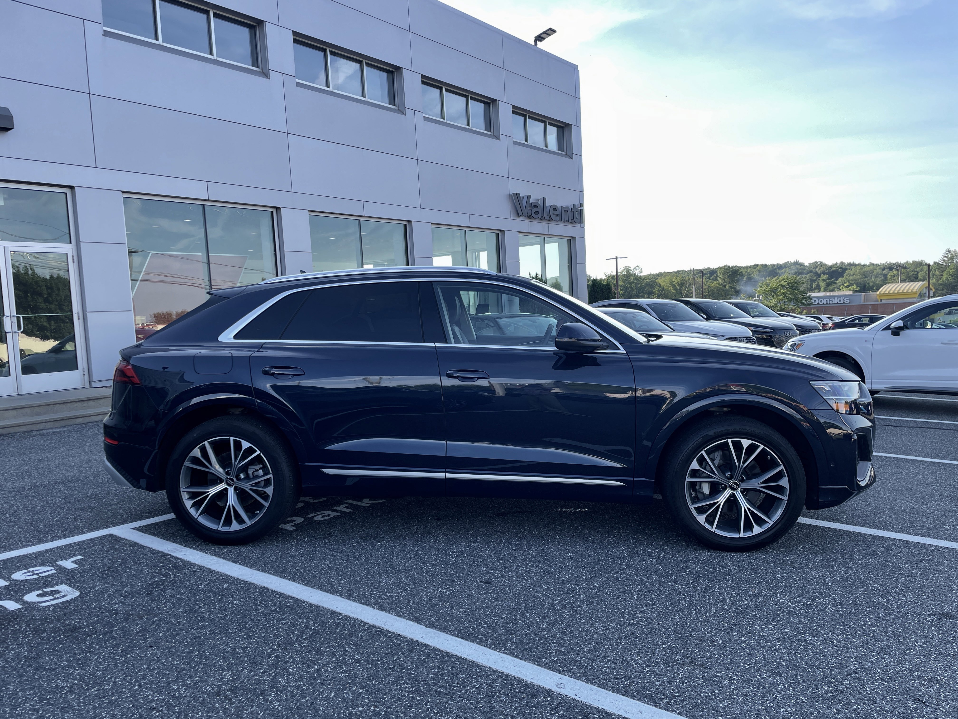 Certified 2025 Audi Q8 Premium Plus image 3