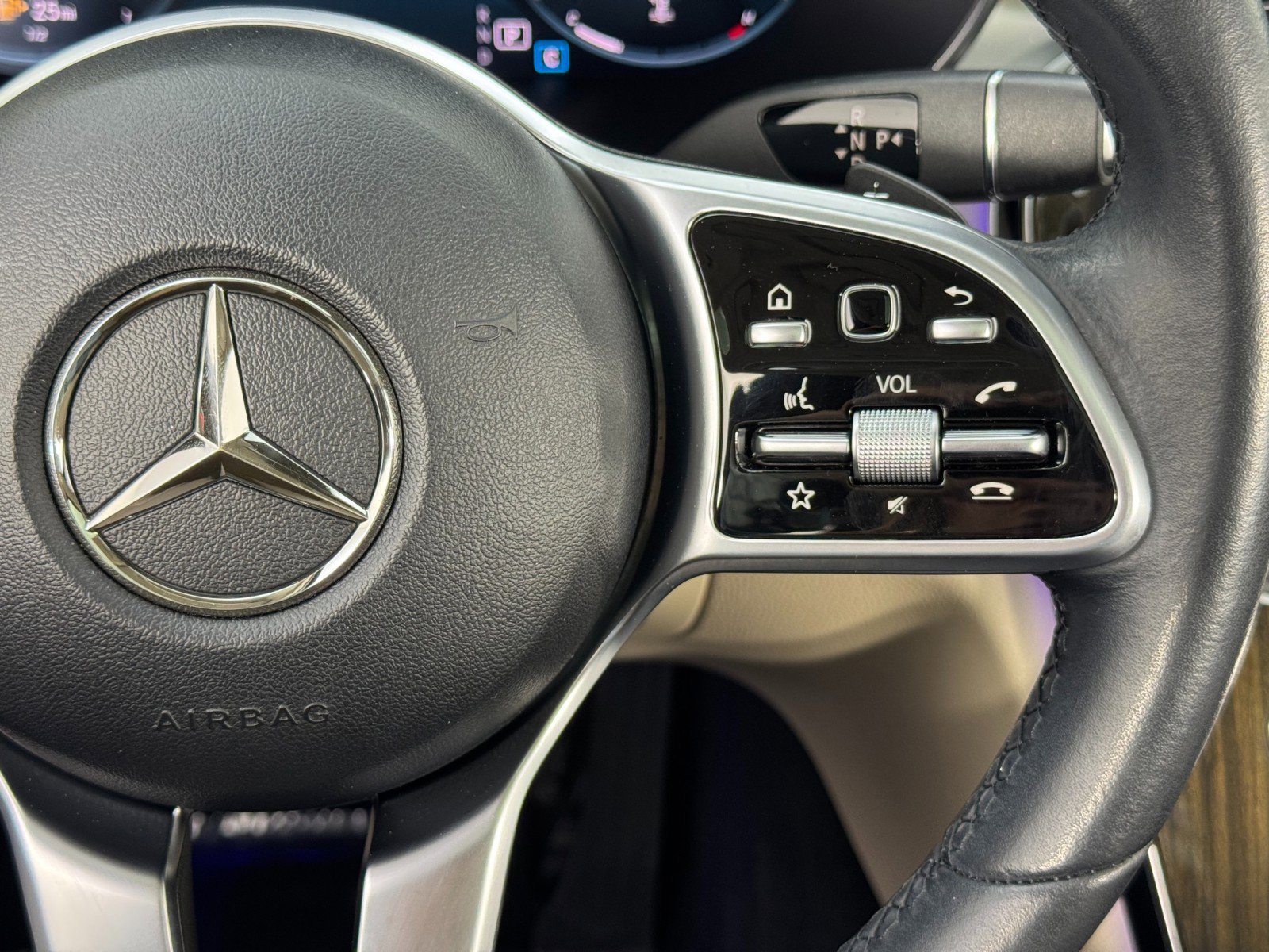 Used 2021 Mercedes-Benz C 300 Sedan w/ Premium Package image 22