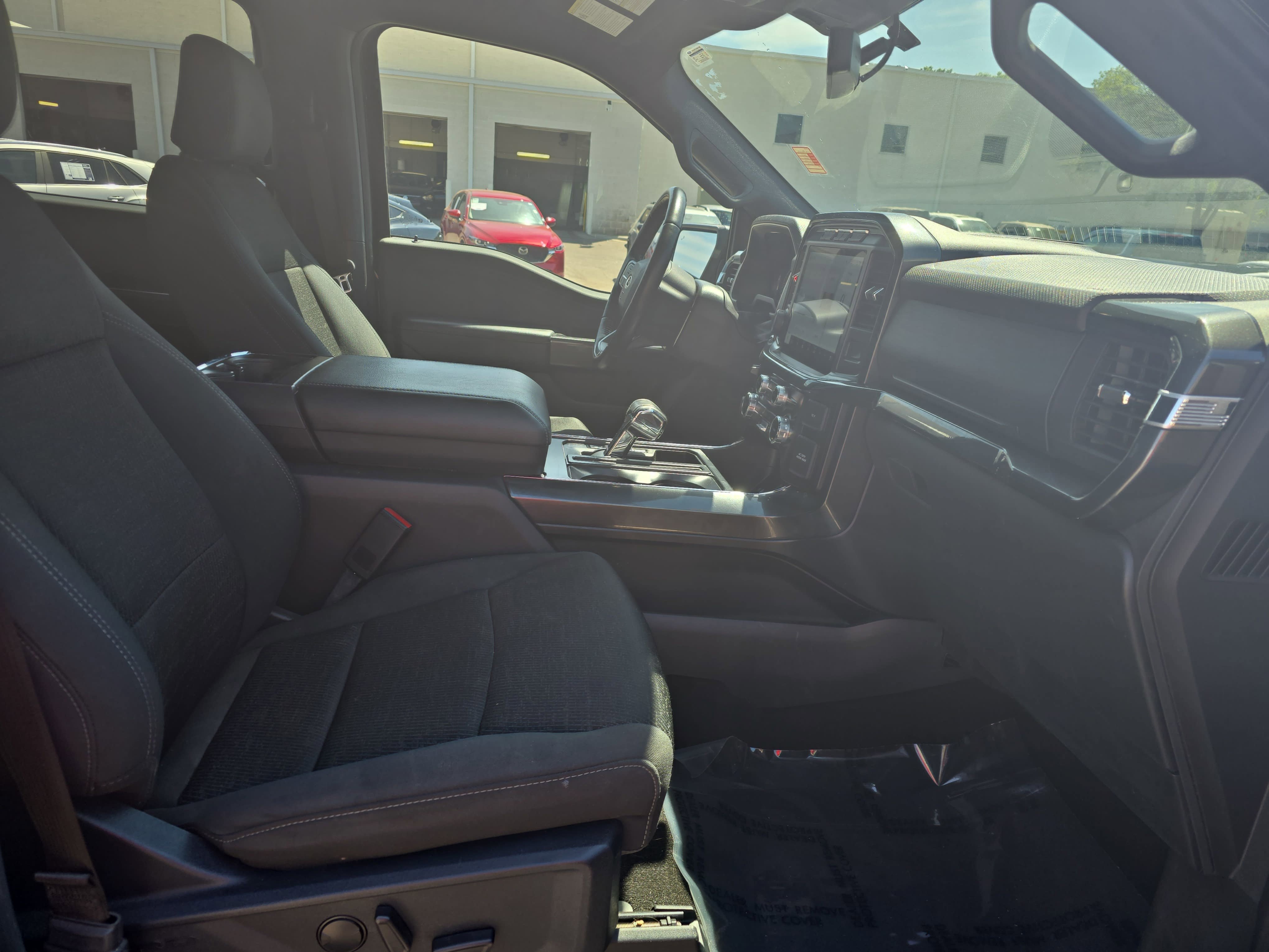 Used 2022 Ford F150 XLT w/ Equipment Group 302A High AWD/4WD image 10