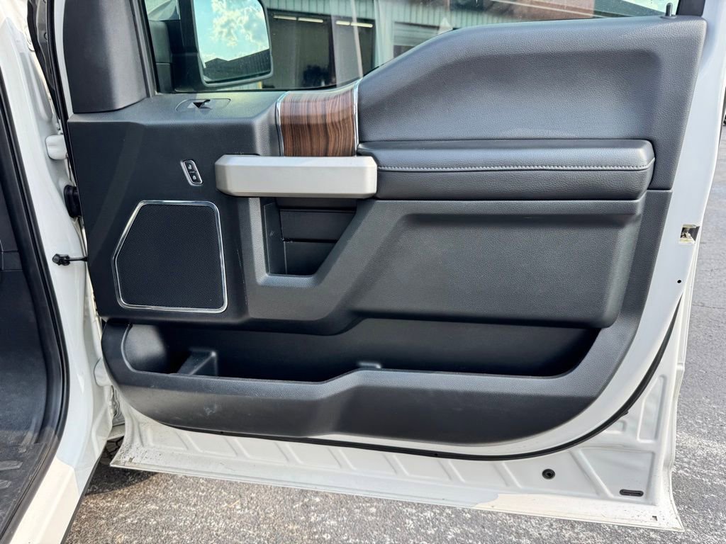 Used 2015 Ford F150 Lariat w/ Equipment Group 502A Luxury image 12