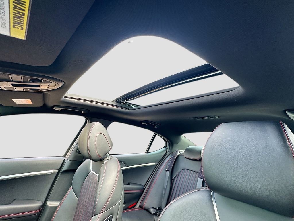 Used 2024 Genesis G70 2.5T w/ Sport Prestige Package image 23