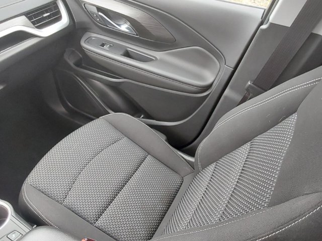 Used 2023 GMC Terrain SLE w/ Driver Convenience Package AWD/4WD image 34