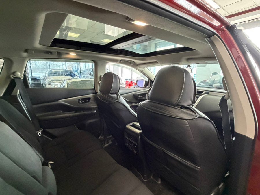 Used 2018 Nissan Murano SV image 26