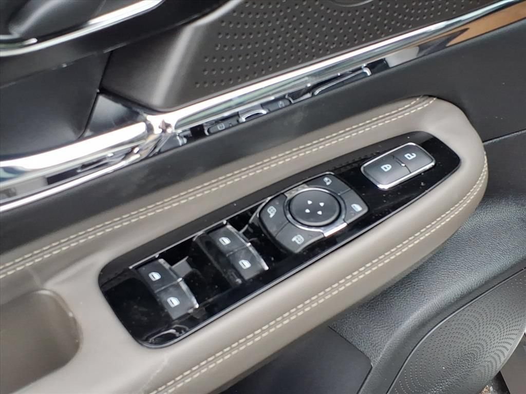 New 2026 Lincoln Corsair Grand Touring AWD/4WD image 17
