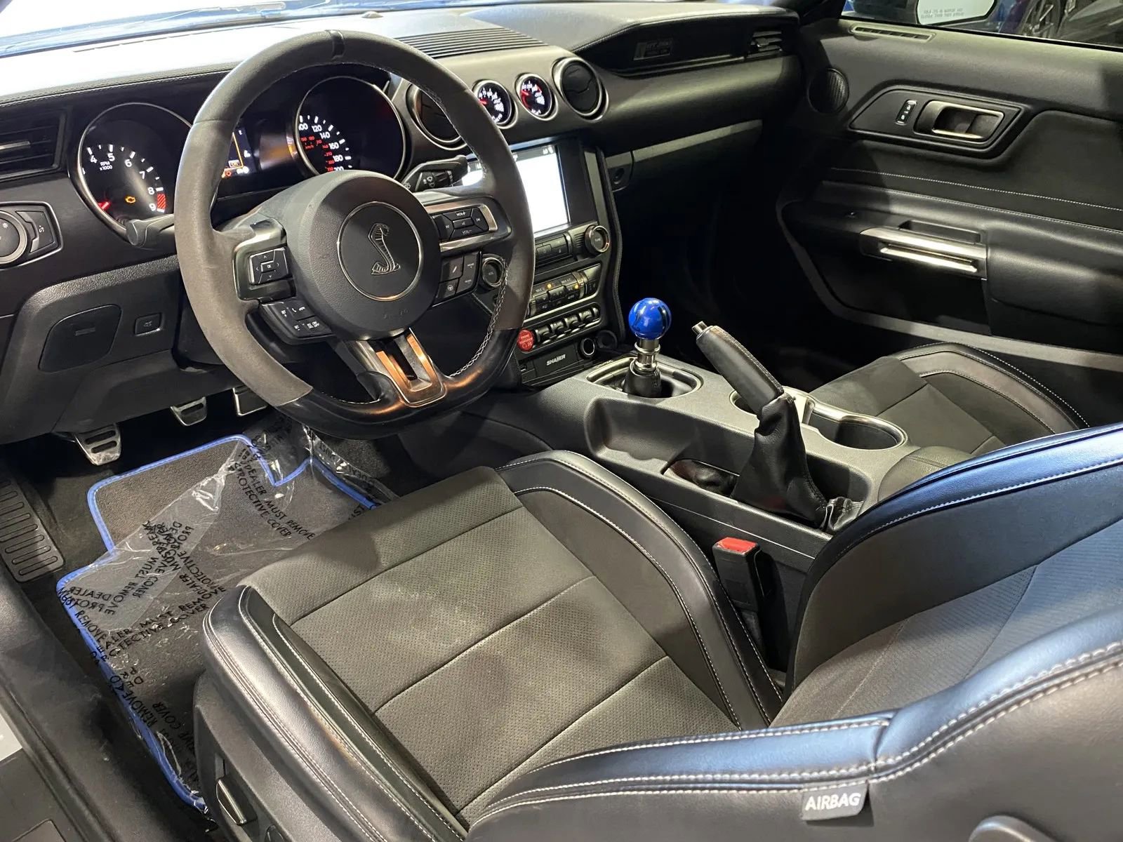 Used 2017 Ford Mustang Shelby GT350 image 9