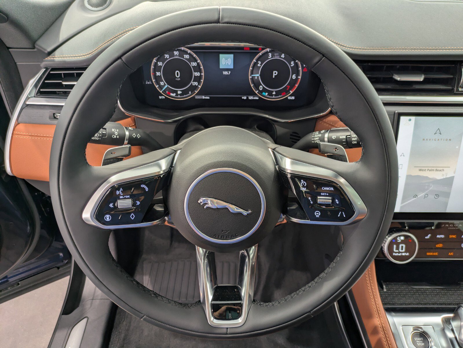 New 2026 Jaguar F-PACE R-Dynamic S image 15
