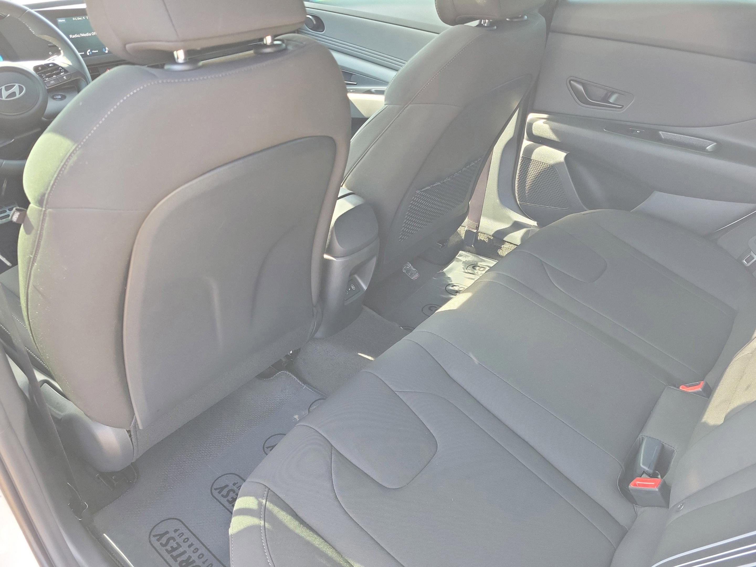 New 2026 Hyundai Elantra SEL Sport image 26