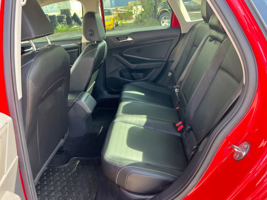 Used 2019 Volkswagen Jetta SEL image 25