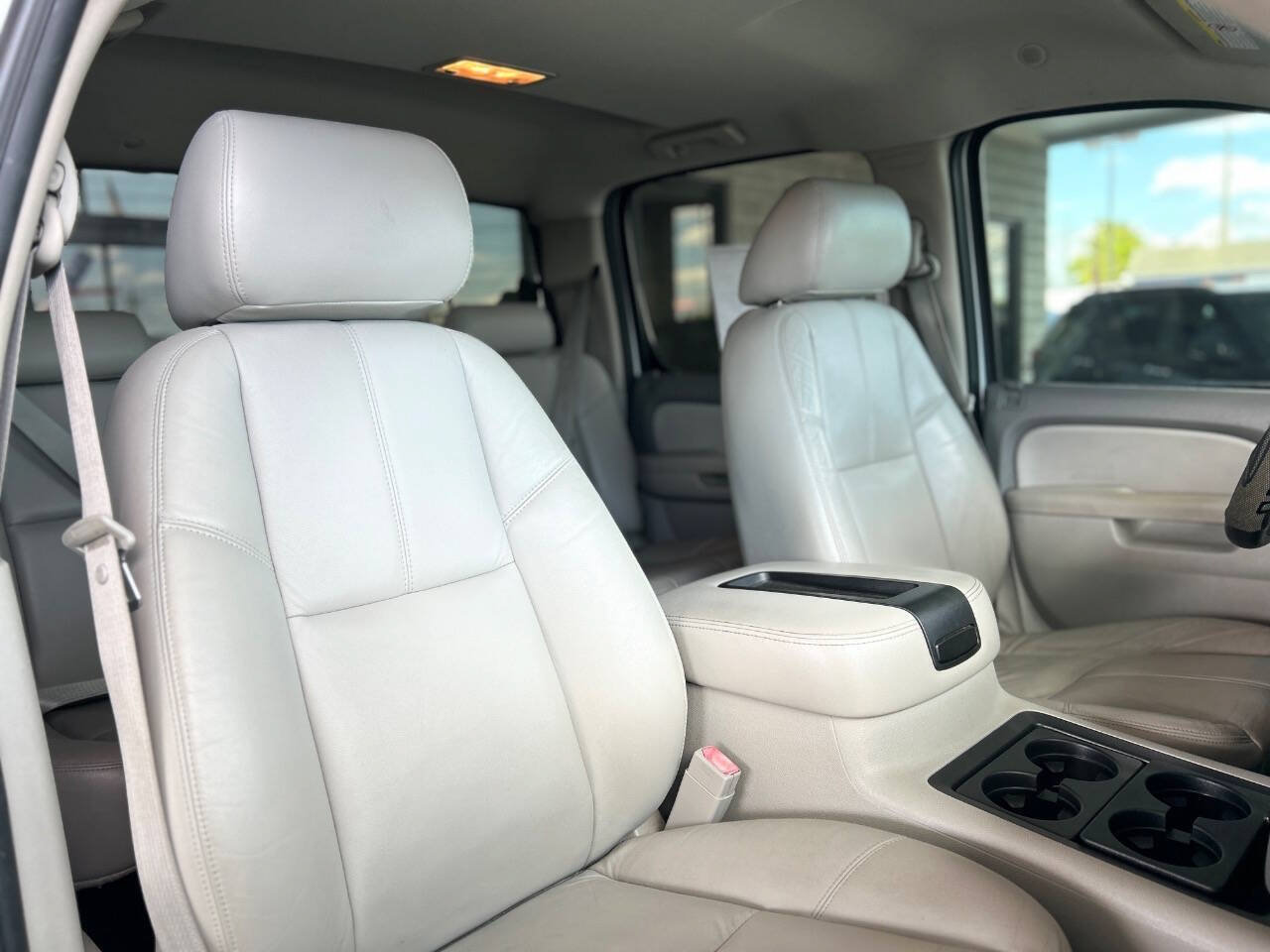 Used 2012 Chevrolet Silverado 2500 LTZ w/ LTZ Plus Package AWD/4WD image 49
