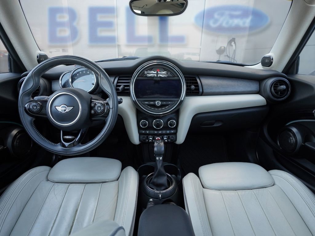 Used 2015 MINI Cooper S image 19
