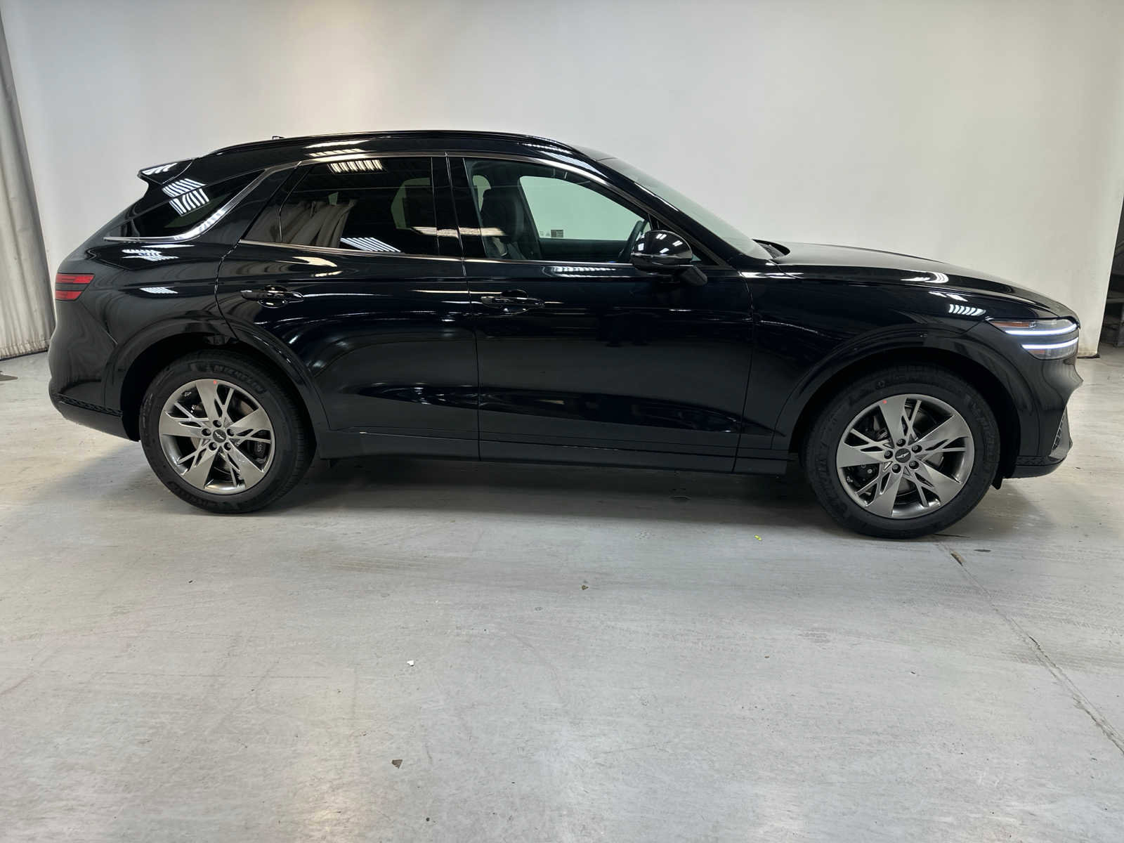New 2025 Genesis GV70 3.5T Sport AWD/4WD image 7