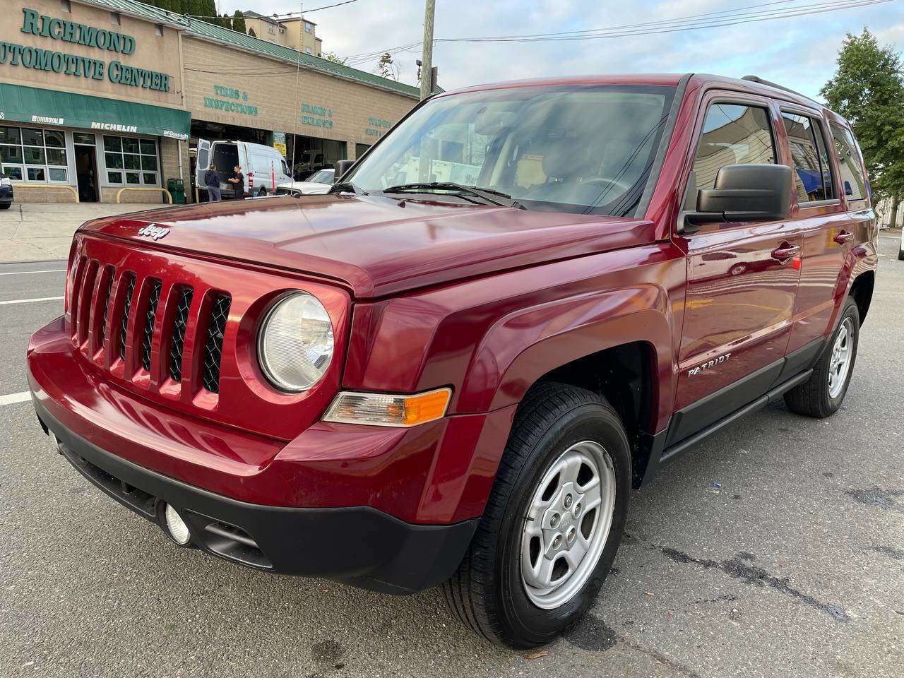 Used 2017 Jeep Patriot Sport w/ Power Value Group image 3