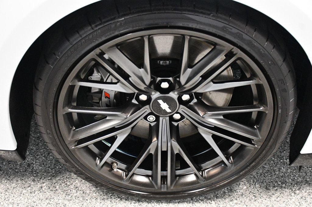 Used 2018 Chevrolet Camaro ZL1 RWD image 23