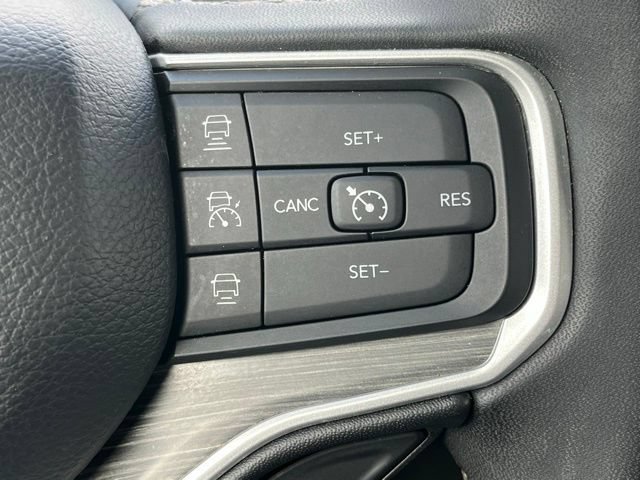 Used 2023 Jeep Wagoneer L Series III w/ Preferred Equipment Group AWD/4WD image 52
