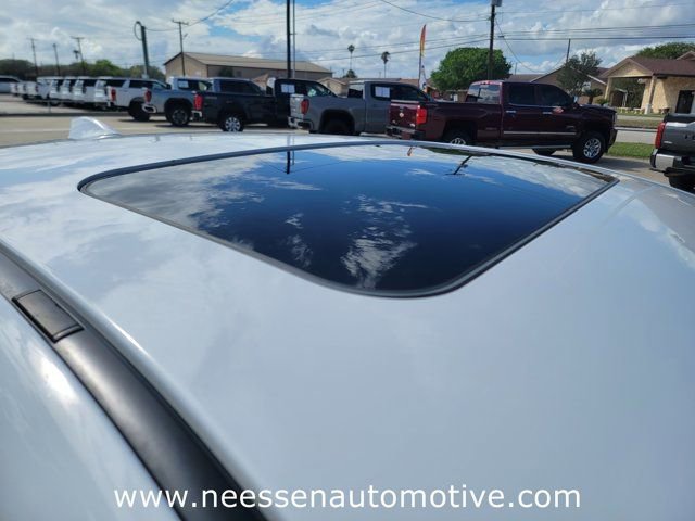 Used 2022 Subaru WRX Limited AWD/4WD image 8