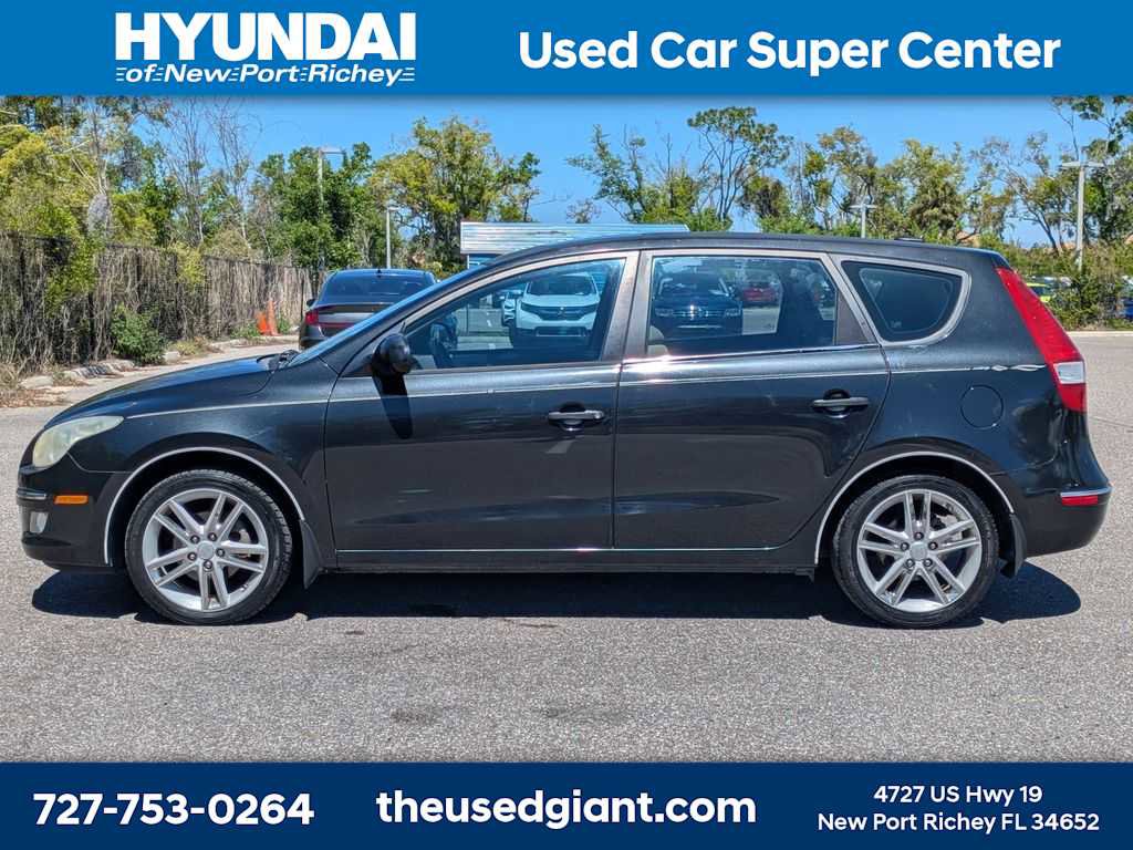 Used 2009 Hyundai Elantra w/ Premium-Sport Pkg 2 image 3