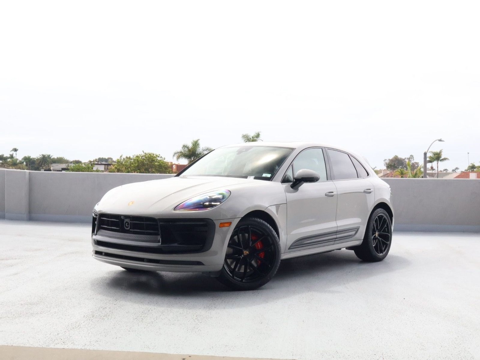 New 2026 Porsche Macan GTS AWD/4WD image 1