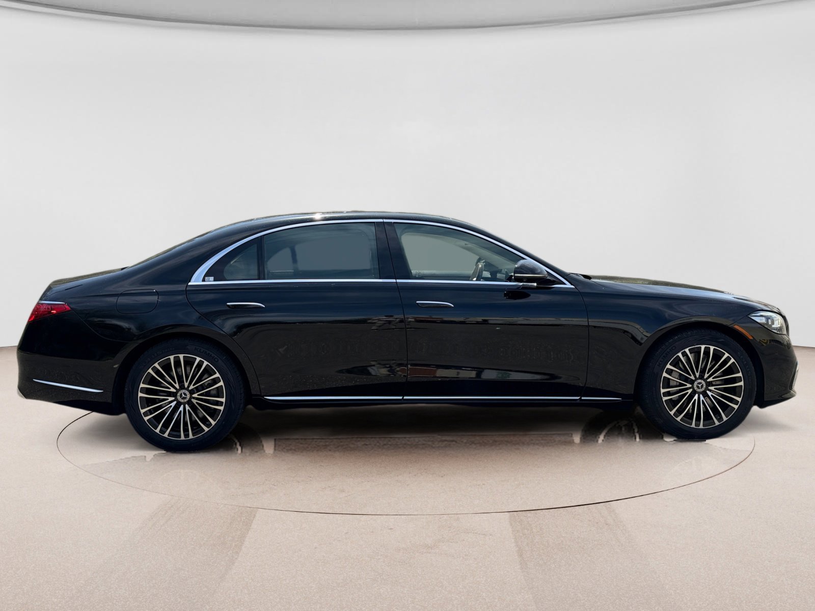 Used 2022 Mercedes-Benz S 580 4MATIC Sedan image 6