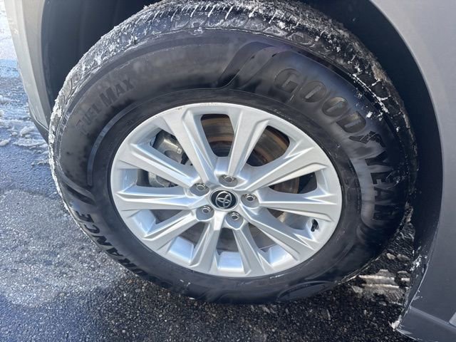 Used 2025 Toyota Grand Highlander AWD image 10