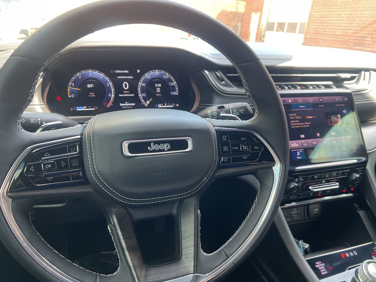 Used 2023 Jeep Grand Cherokee Overland AWD/4WD image 27