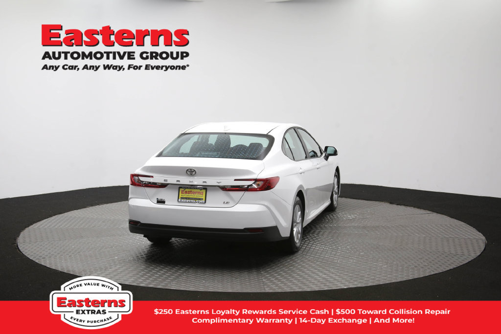 Used 2025 Toyota Camry LE FWD image 39