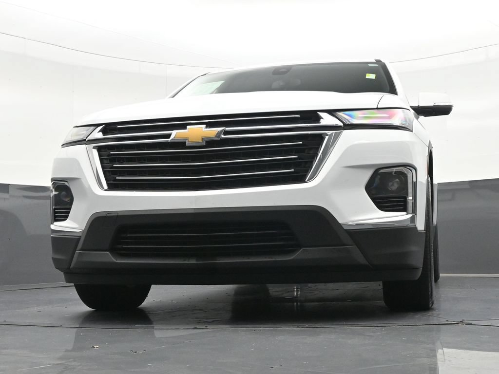 Used 2023 Chevrolet Traverse LT FWD image 29