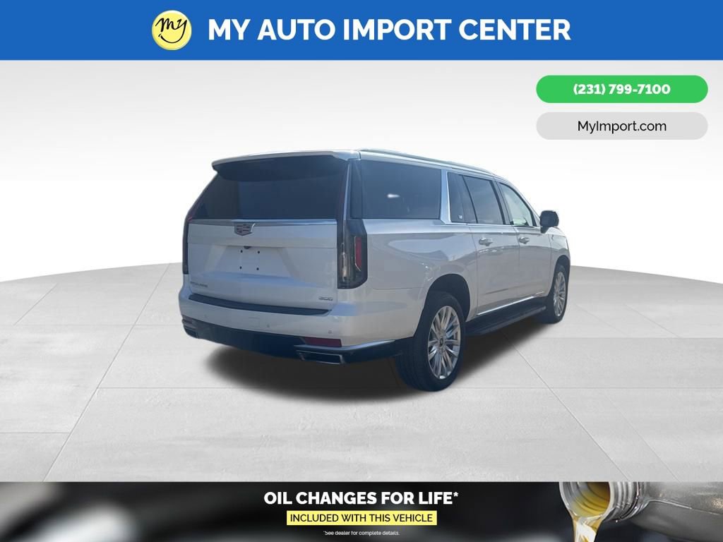 Used 2022 Cadillac Escalade ESV Luxury image 7