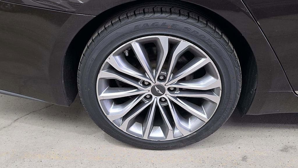 Used 2017 Genesis G80 3.8 w/ Option Group 02 AWD/4WD image 5