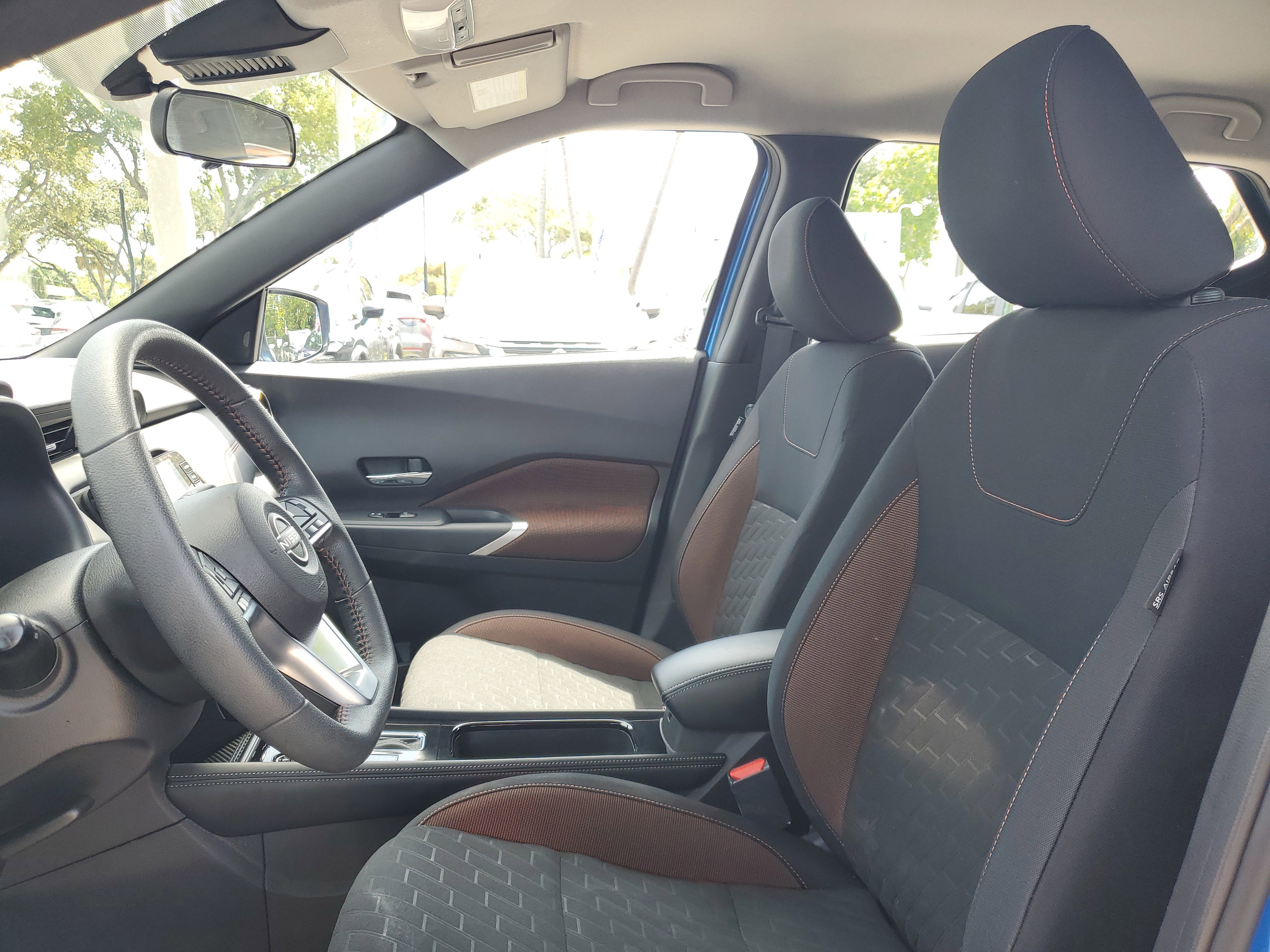 Certified 2023 Nissan Kicks SR image 9