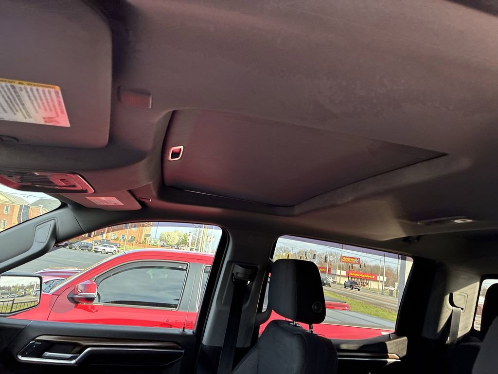 Used 2022 Chevrolet Silverado 1500 LT Trail Boss w/ Convenience Package II image 18