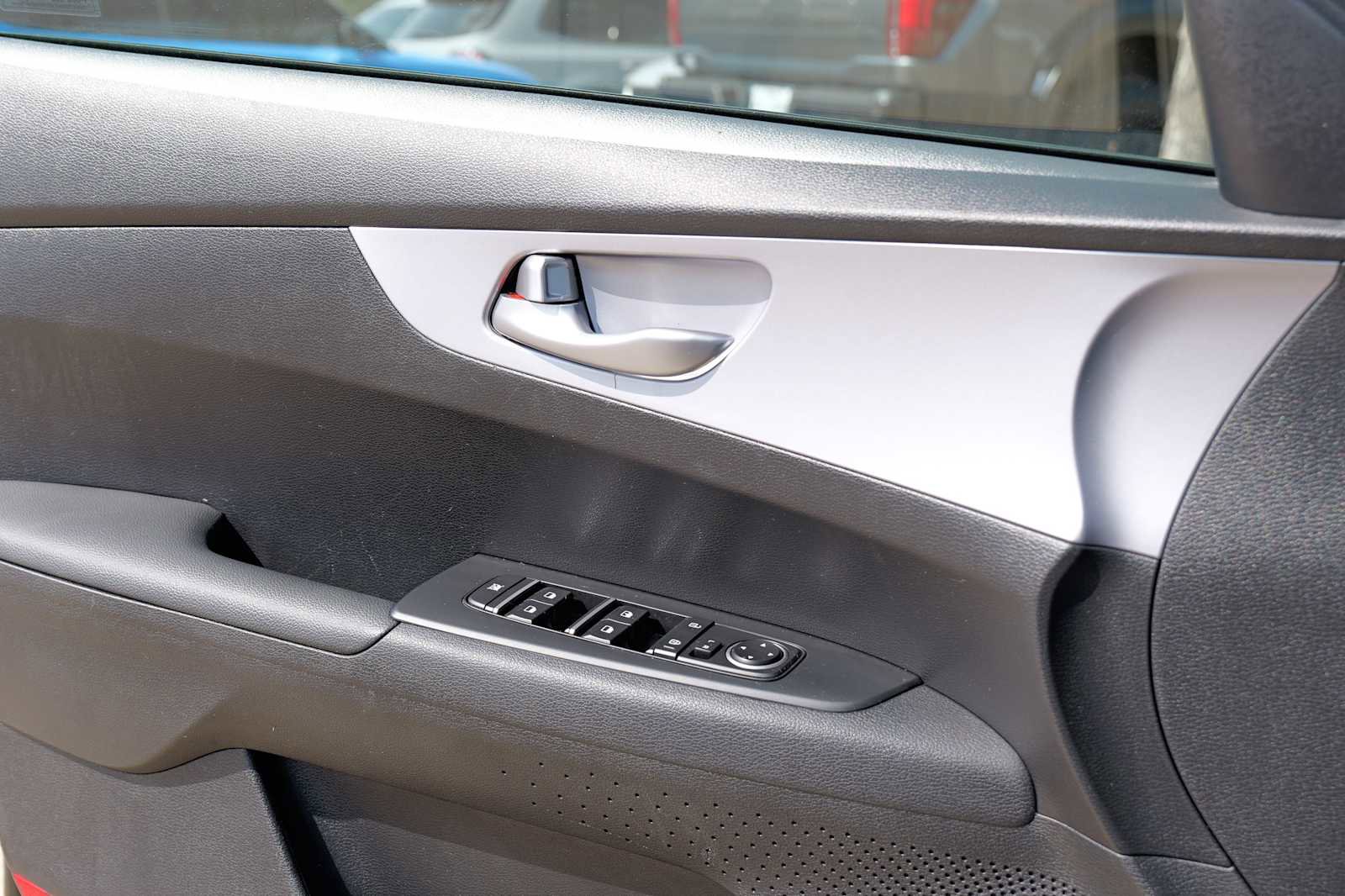 Certified 2024 Kia Forte LXS image 21