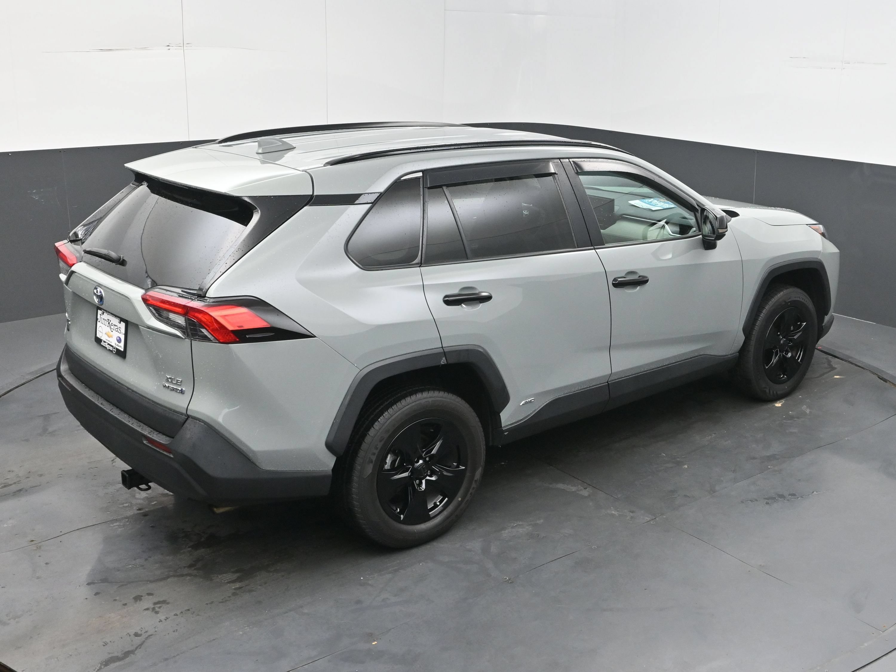 Used 2022 Toyota RAV4 XLE AWD/4WD image 37