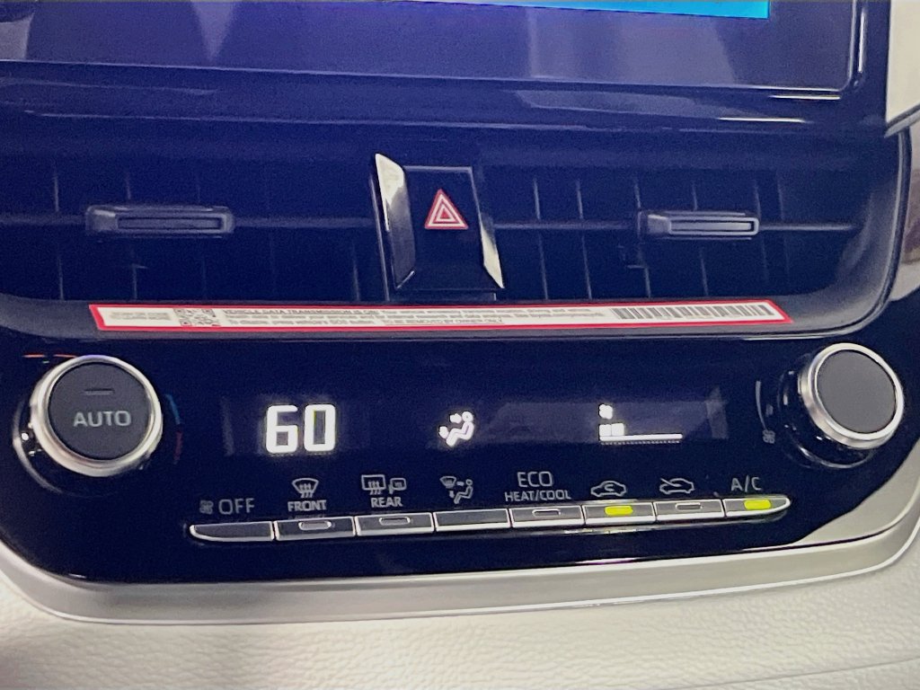 Used 2026 Toyota Corolla SE FWD image 23