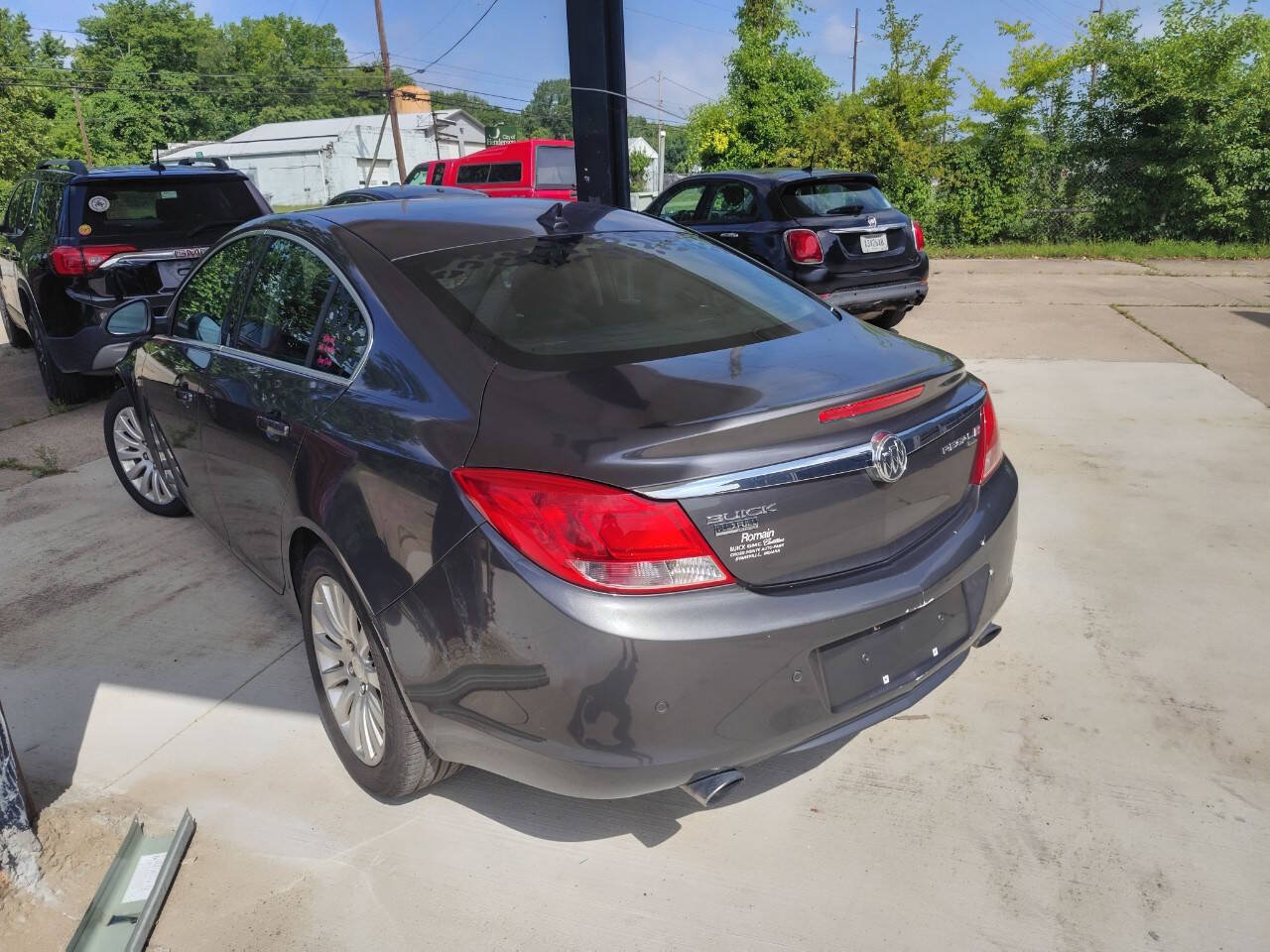 Used 2011 Buick Regal CXL Turbo w/ TO3 Preferred Equipment Group FWD image 4