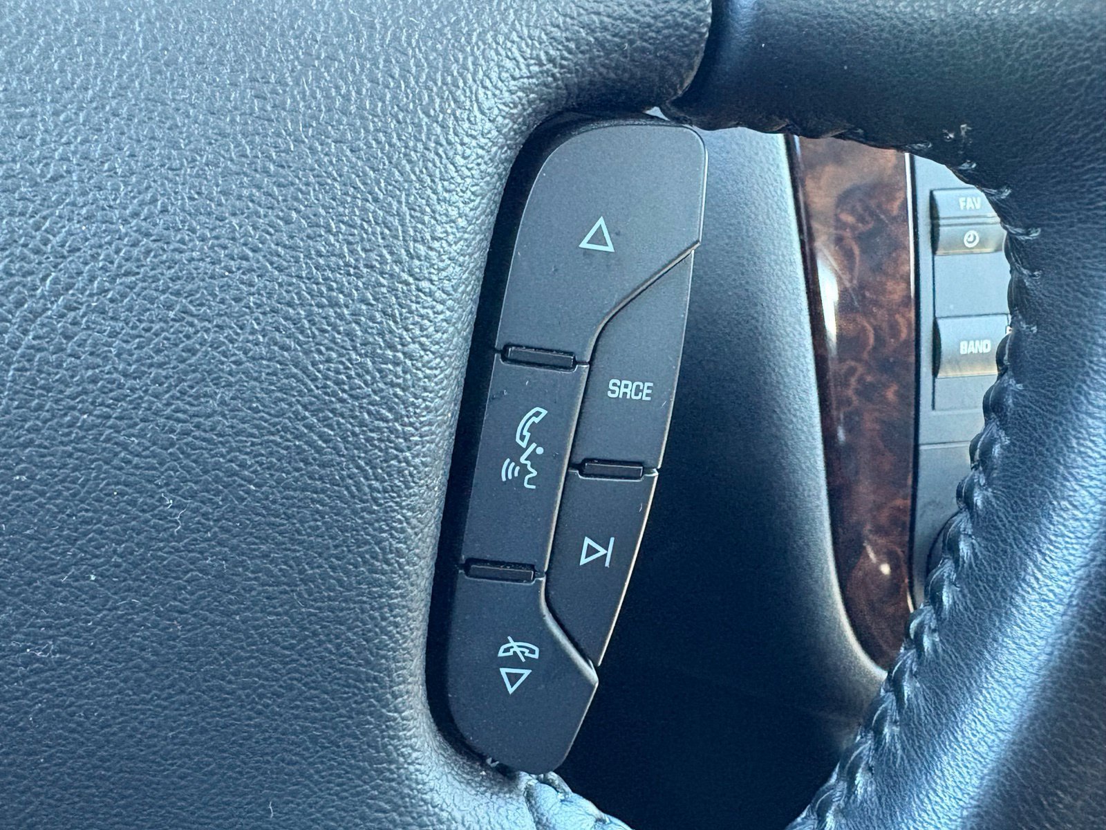 Used 2014 Chevrolet Impala LT w/ LT Sunroof Package FWD image 16