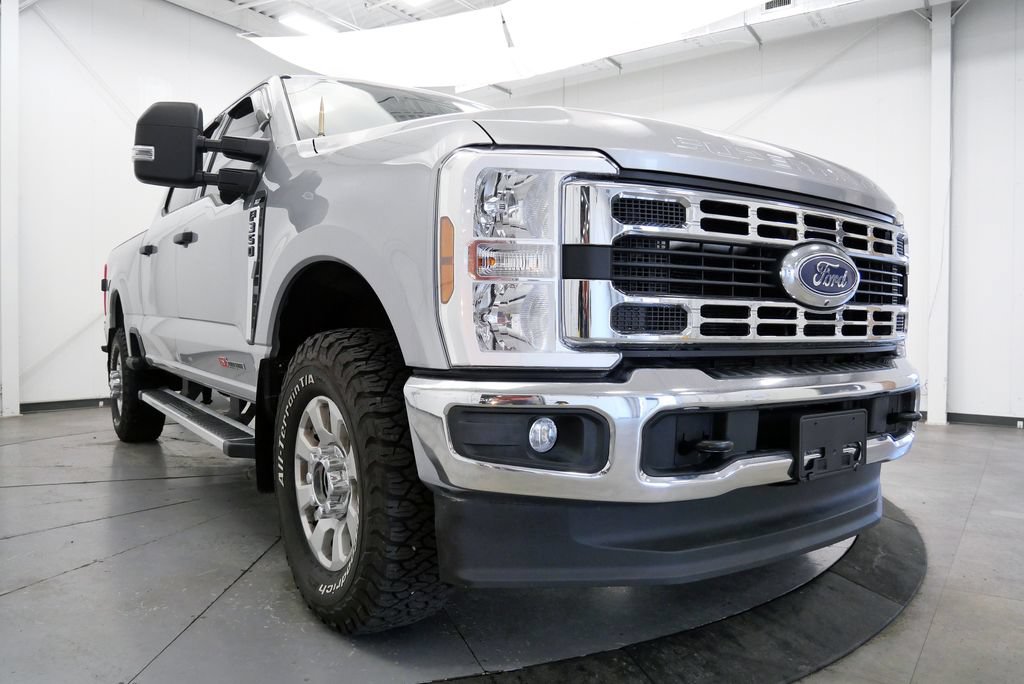 Used 2024 Ford F350 XLT w/ 360-Degree Camera Package AWD/4WD image 41