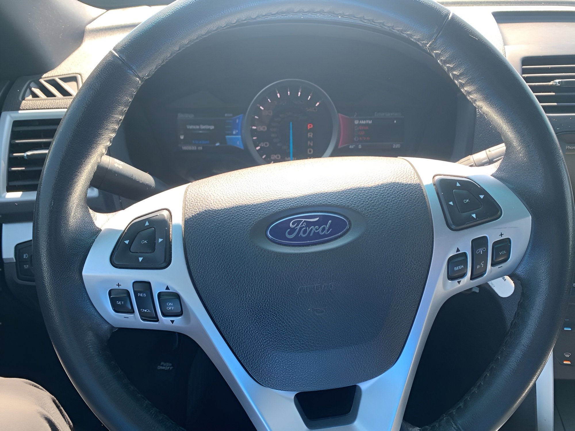 Used 2012 Ford Explorer XLT FWD image 9