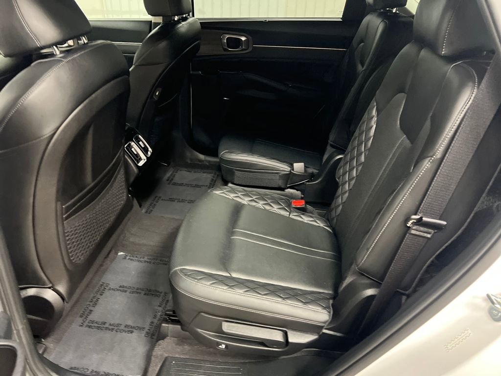 Used 2023 Kia Sorento SX Prestige AWD/4WD image 13