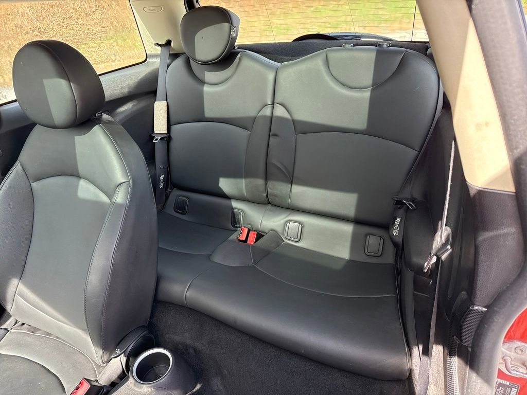 Used 2011 MINI Cooper S image 19