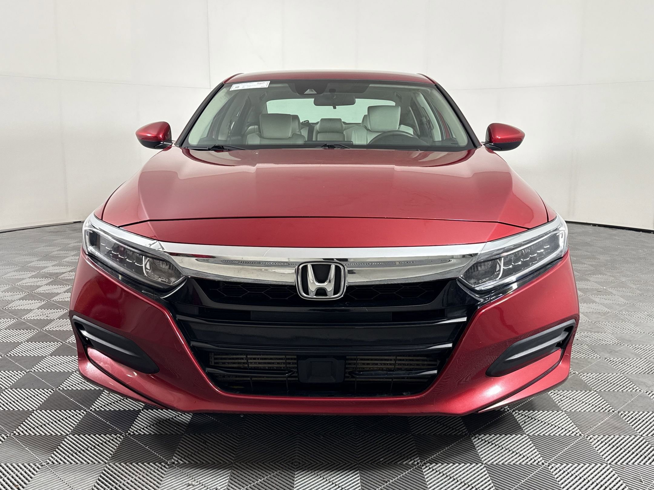 Used 2018 Honda Accord LX image 6